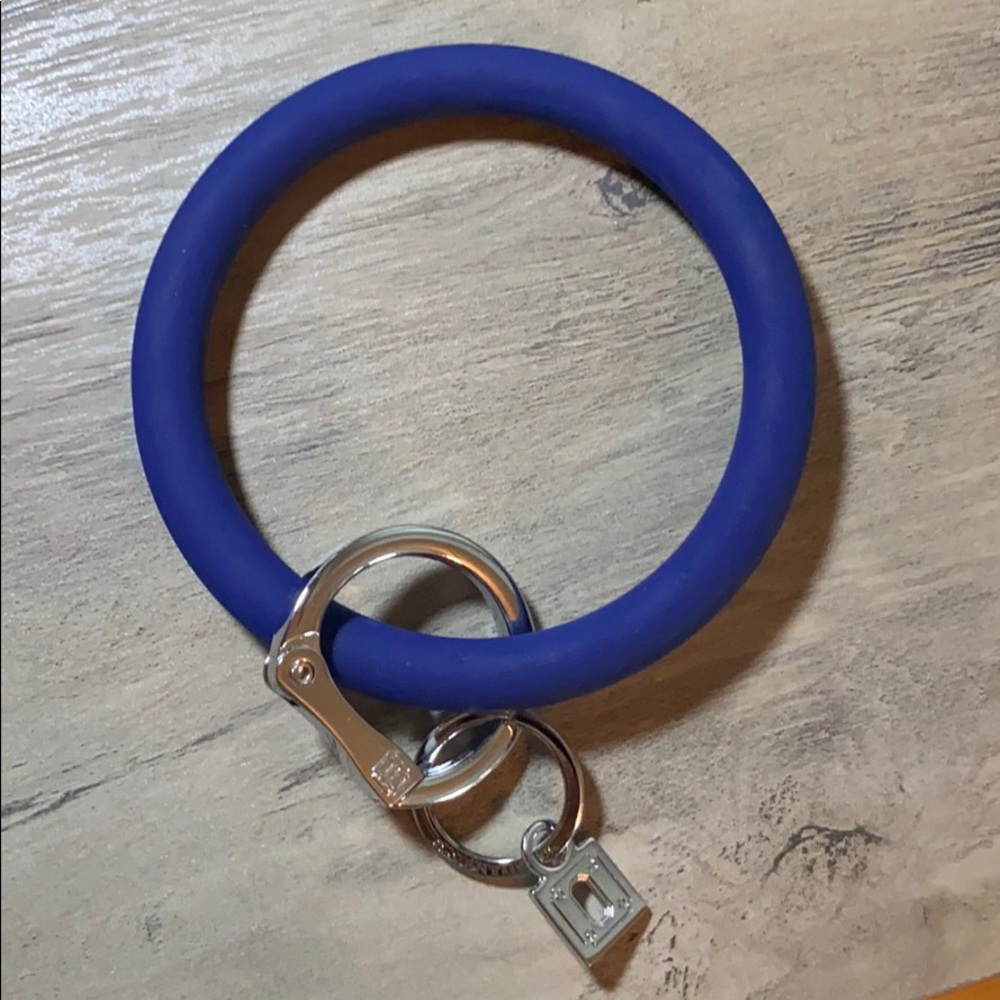 Silicone O Venture Keyring